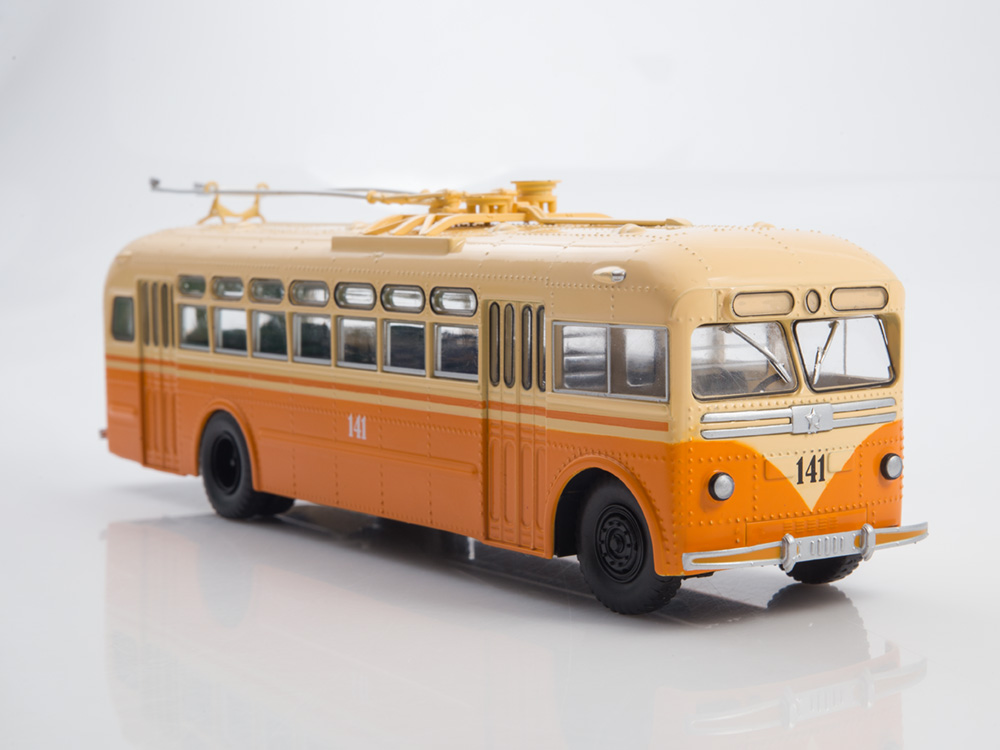 Троллейбус МТБ-82Д, бежевый / оранжевый