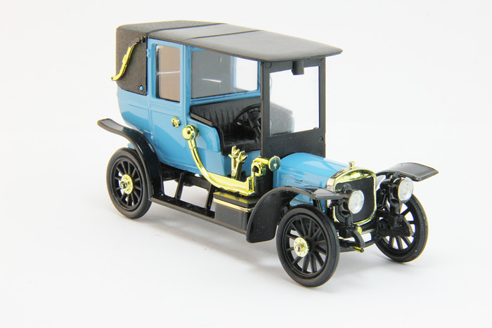Руссо-Балт С24/30 с кузовом "Ландоле" (1910) голубой. 