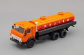 Камский грузовик 53212 цистерна Молоко, оранжевый/чёрный