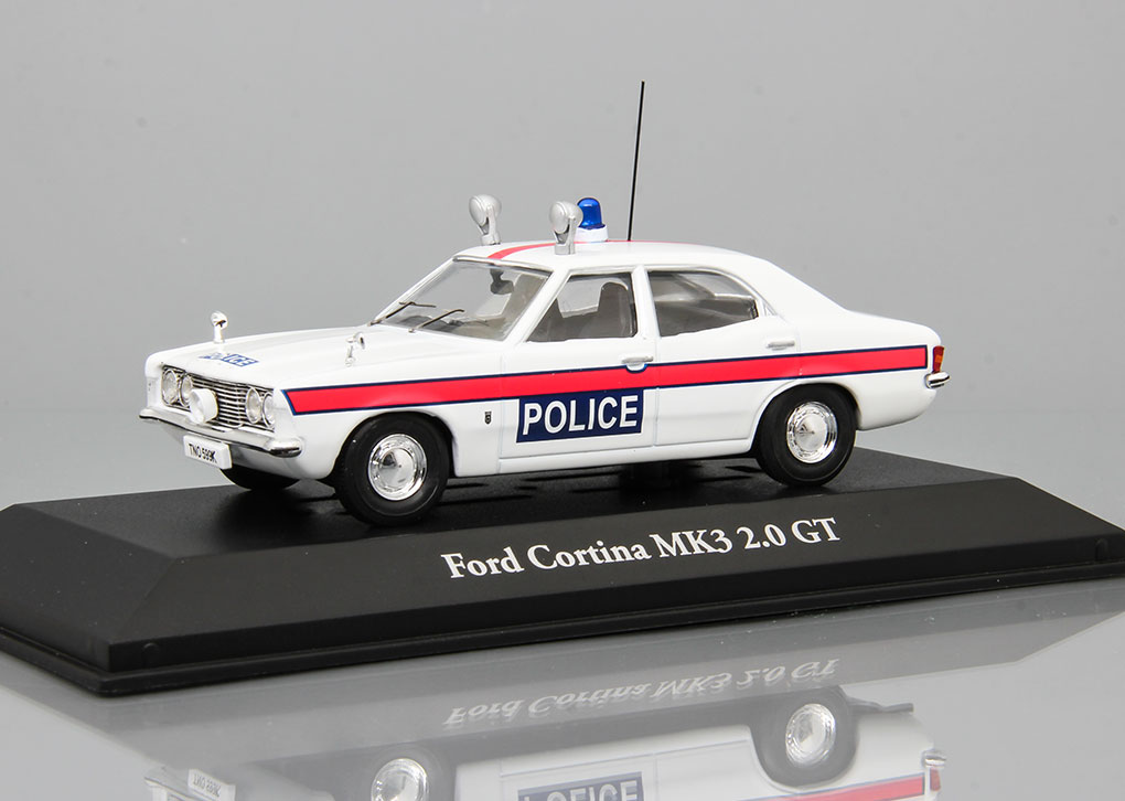 Ford Cortina MkIII Essex Police