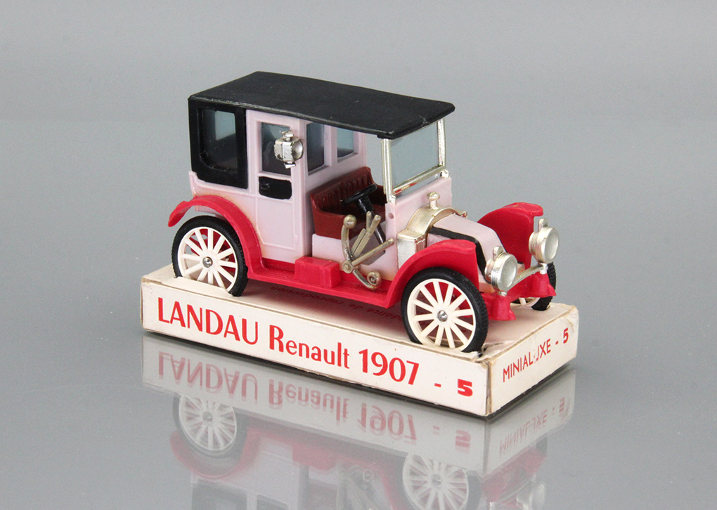 Landau Renault 1907(red/white)