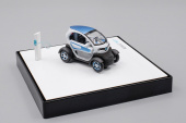 Renault Twizy с электрозаправкой, blue/white