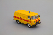 УАЗ-3741 грузовой фургон (металл) "Скорая мед.помощь" жёлтый (декали)