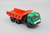 Камский грузовик-5511 зелёный/красный, вертикальные рёбра