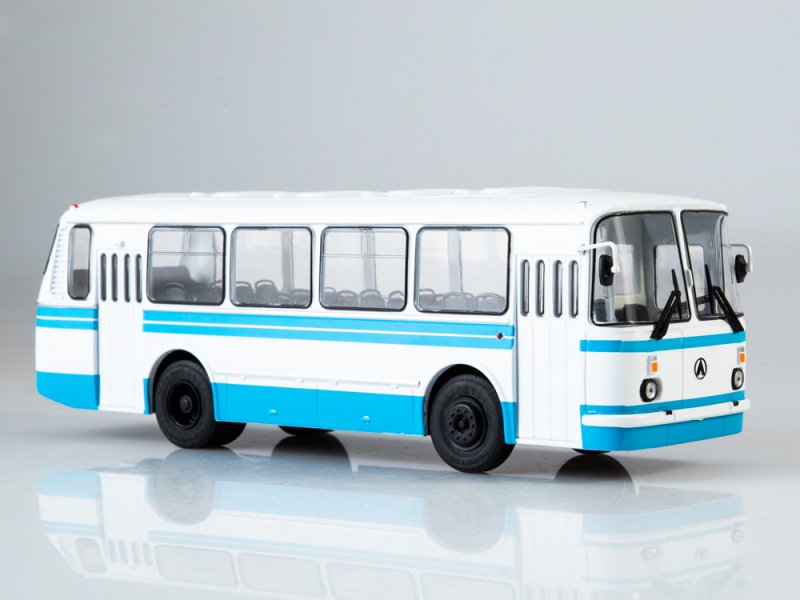 ЛАЗ-695Н, Наши автобусы 1