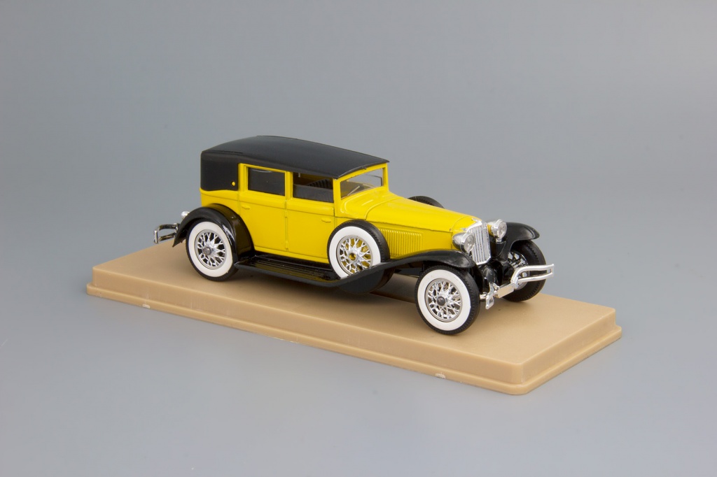Cord L29 (1929) yellow
