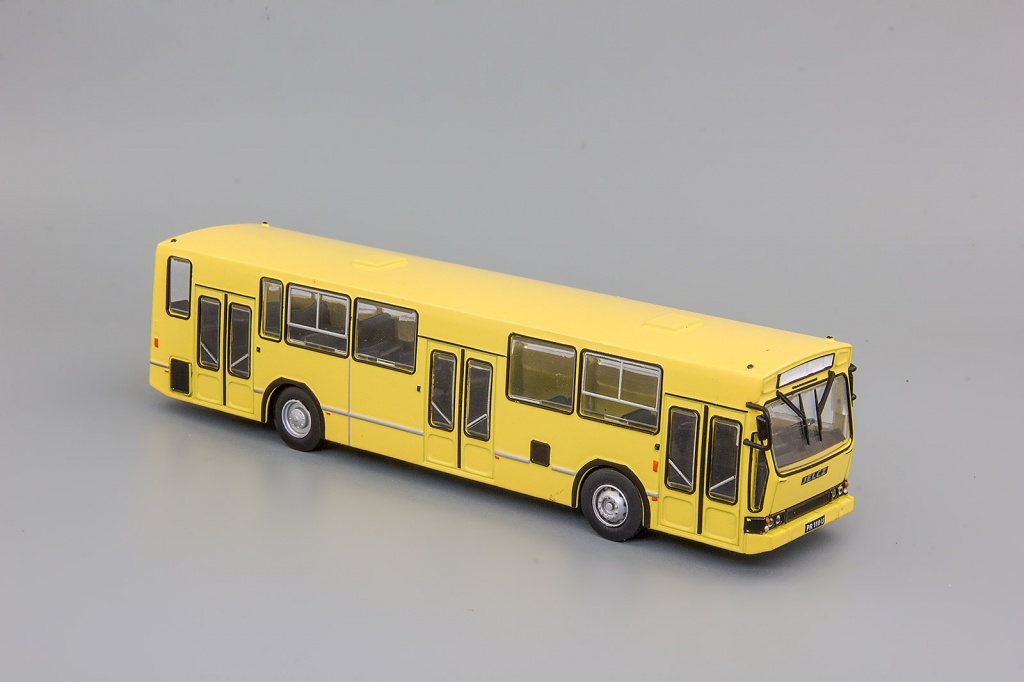 Jelcz PR110U (yellow), Kultowe Autobusy PRL 15