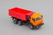 Камский грузовик-55102, сельхозвариант, оранжевый/красный