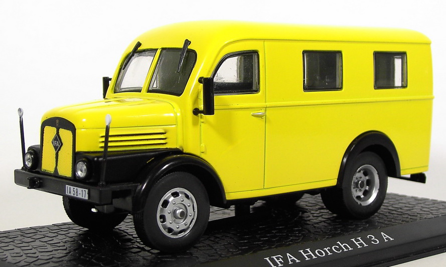 Уценка! IFA Horch H3A (фургон) 1950 Yellow