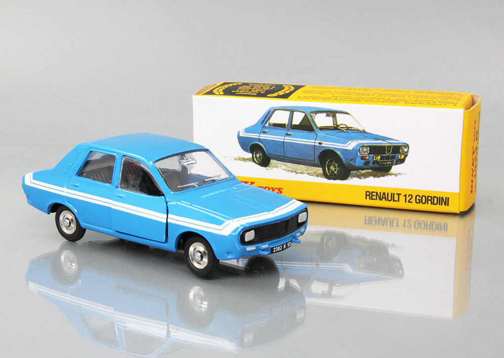Renault 12 Gordini (blue)