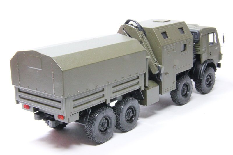 Камский грузовик-63501 артиллерийский тягач