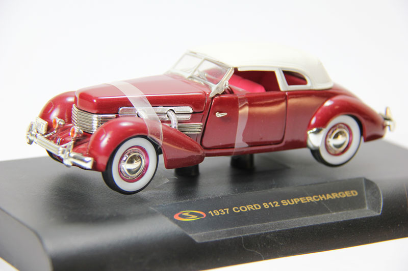 Cord 812 Supercharged (1937)