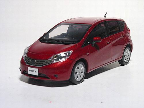 Nissan Note (Radiant Red)