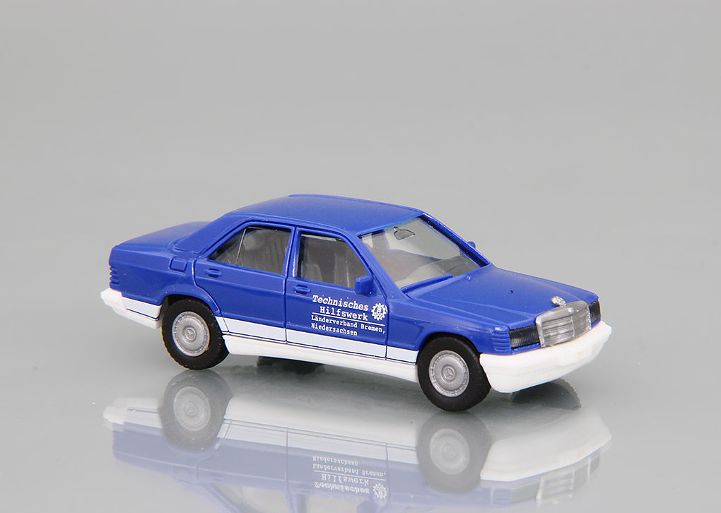 Mercedes-Benz 190 (blue) Technisches Hilfswerk