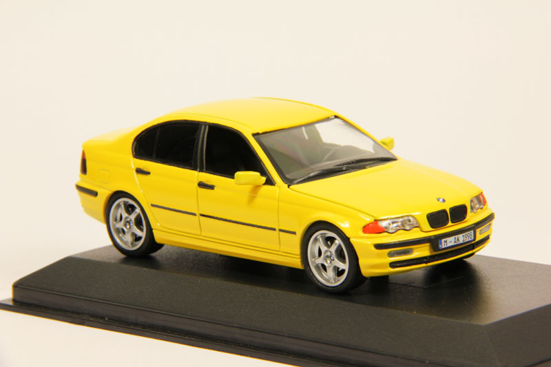 BMW E46 конверсия Schuco (желтый)