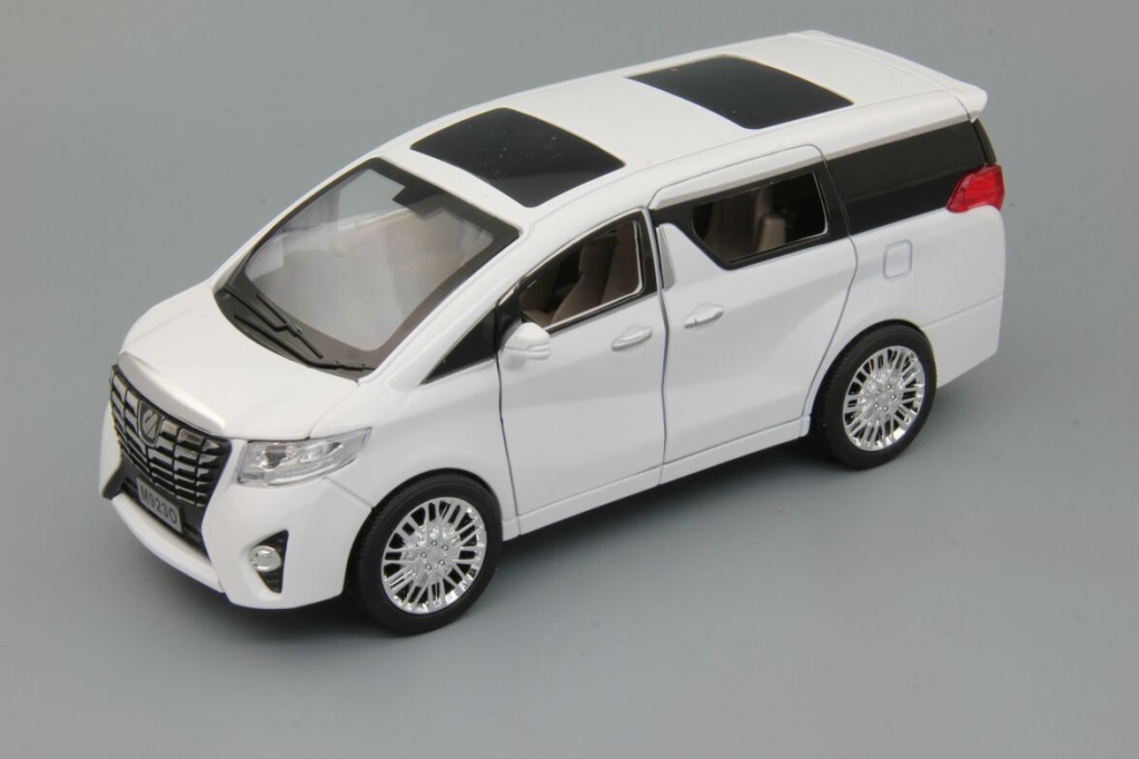 Toyota Alphard, 200х75 мм, белый