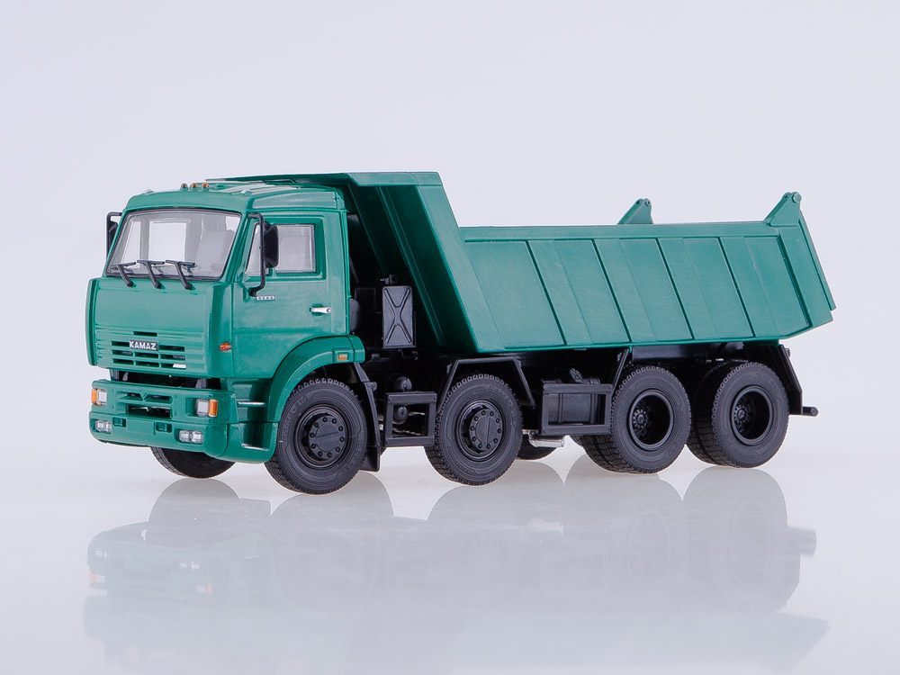 Камский грузовик-6540 самосвал,зелёный