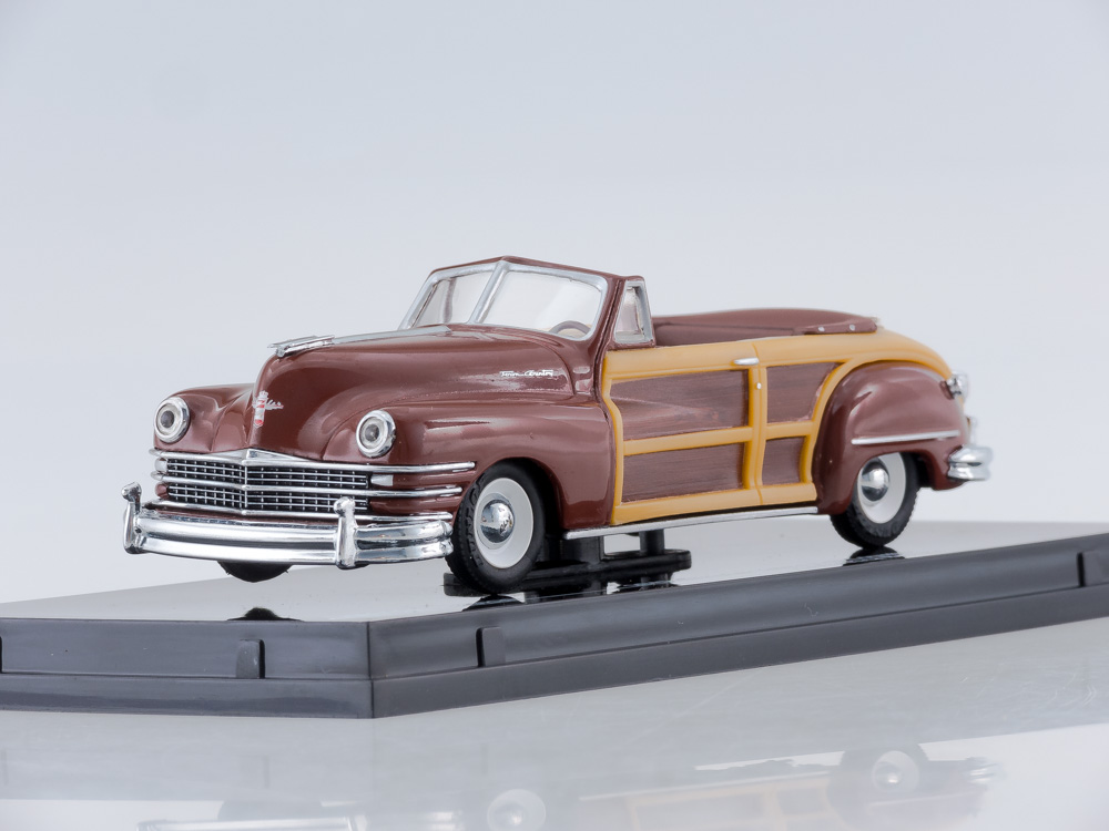Chrysler Town & Country 1947 (Costa Rica Brown)